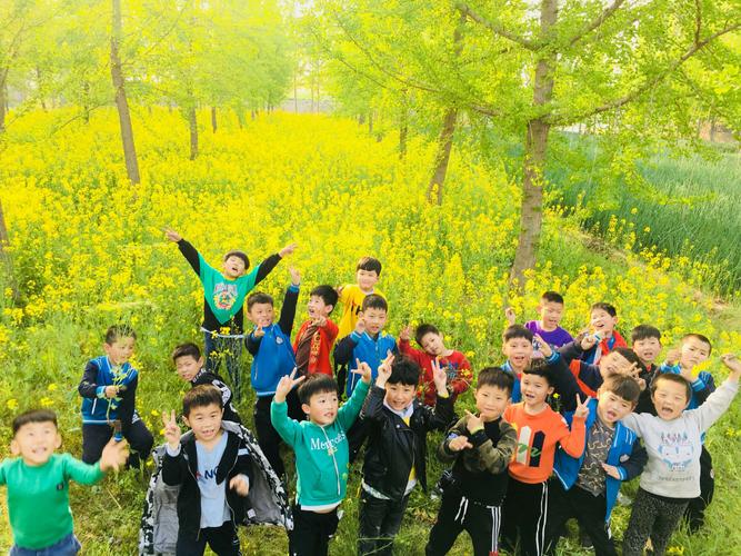 团契春游鸡公山